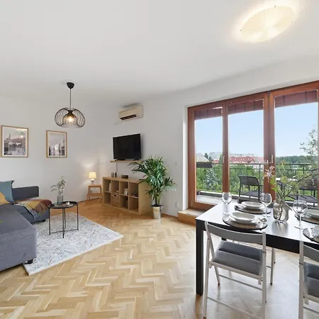 Blue Church Loft Terrace & Free Parking Nearby 브라티슬라바