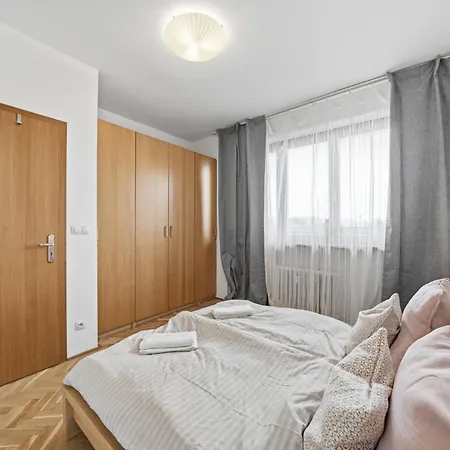 Blue Church Loft Terrace & Free Parking Nearby